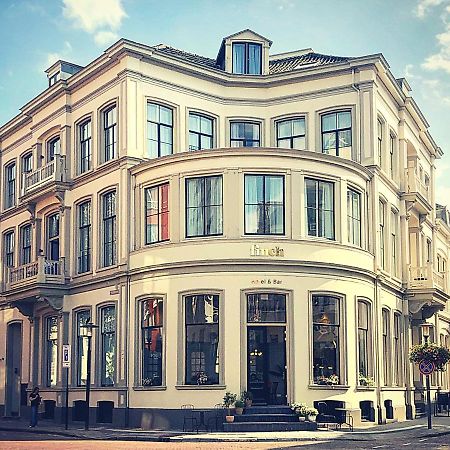 Finch Boutique Hotel, Downtown 데벤테르 외부 사진