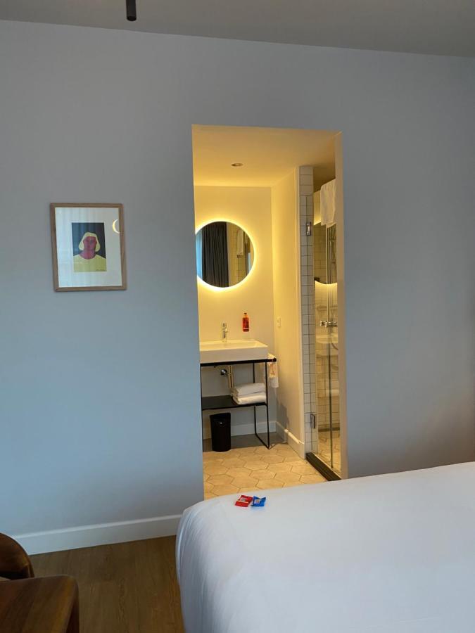 Finch Boutique Hotel, Downtown 데벤테르 외부 사진