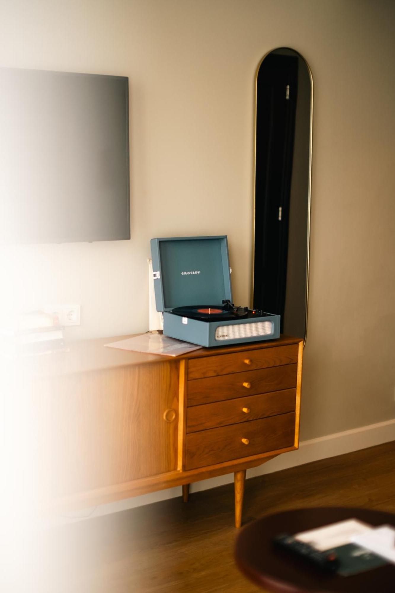 Finch Boutique Hotel, Downtown 데벤테르 외부 사진