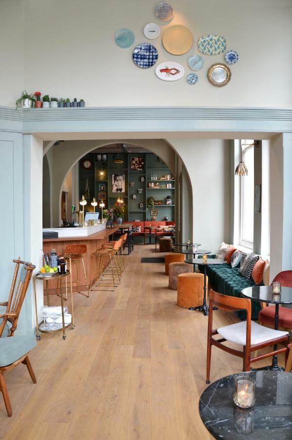 Finch Boutique Hotel, Downtown 데벤테르 외부 사진